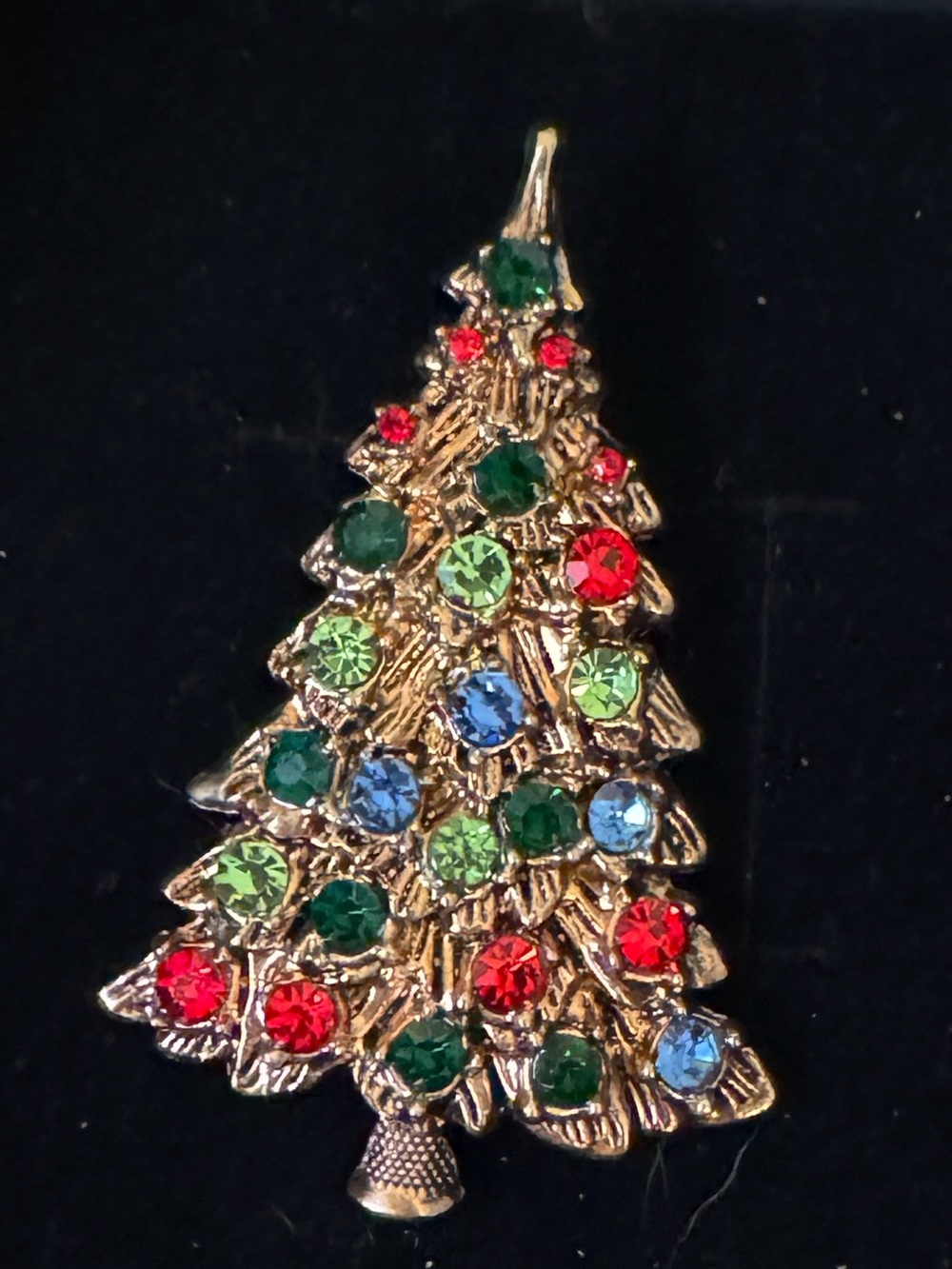 Christmas Tree Brooch Gold Tone
Multicolor Holiday Pin